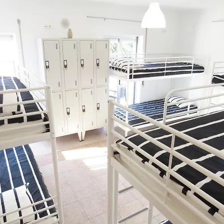 The 17 Party Hostel *